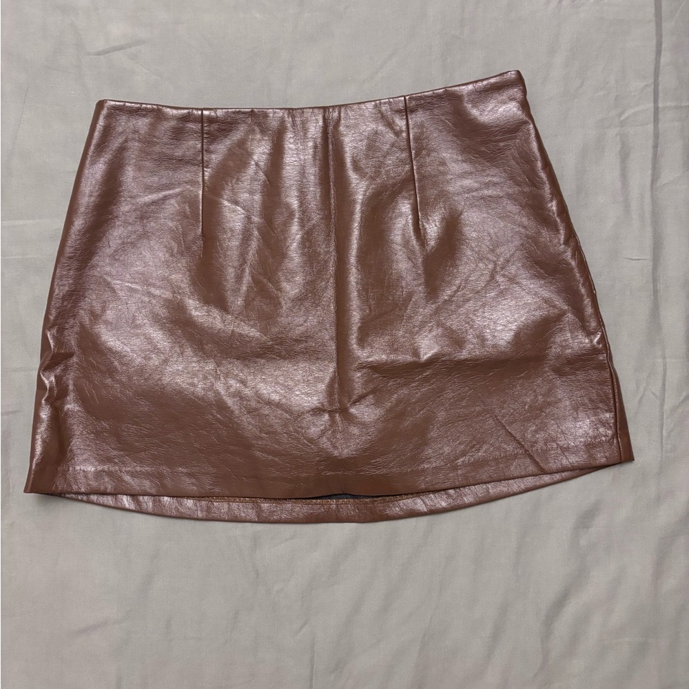 🤎 Abercrombie Vegan Leather Mini Skirt – Size L – Chocolate Brown